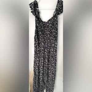🖤floral jumpsuit🖤